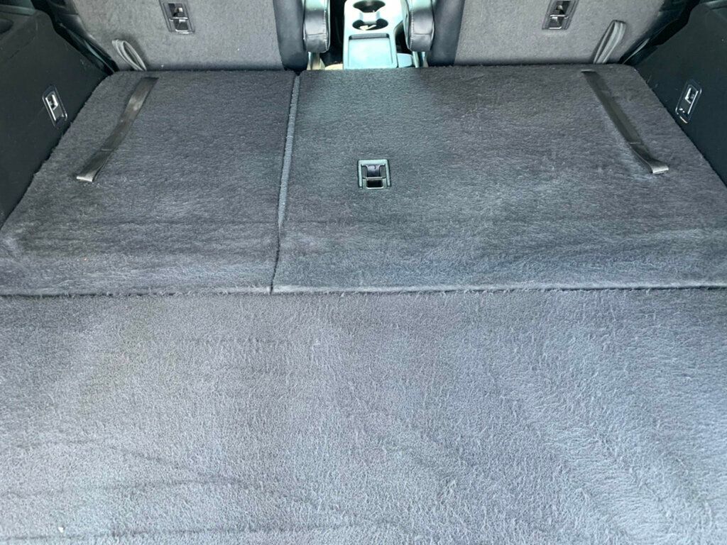 2017 Toyota Highlander SE photo 51