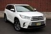 2017 Toyota Highlander XLE V6 AWD - 22777451 - 9