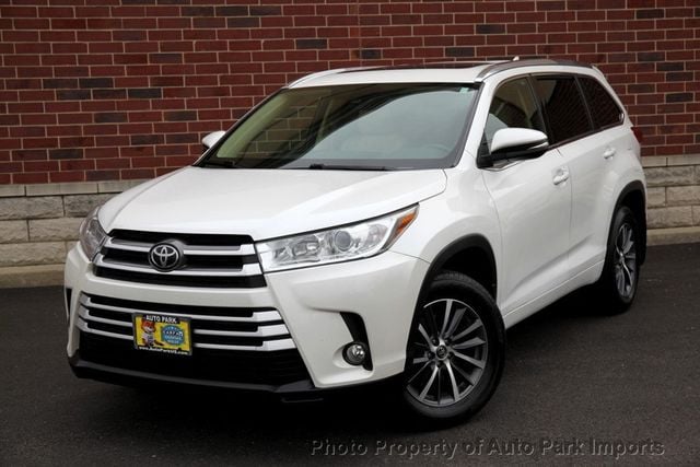 2017 Toyota Highlander XLE V6 AWD - 22777451 - 2