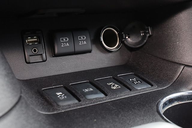 2017 TOYOTA HIGHLANDER XLE V6 AWD - 22938358 - 31