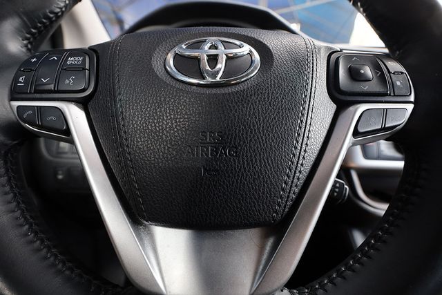 2017 TOYOTA HIGHLANDER XLE V6 AWD - 22938358 - 33