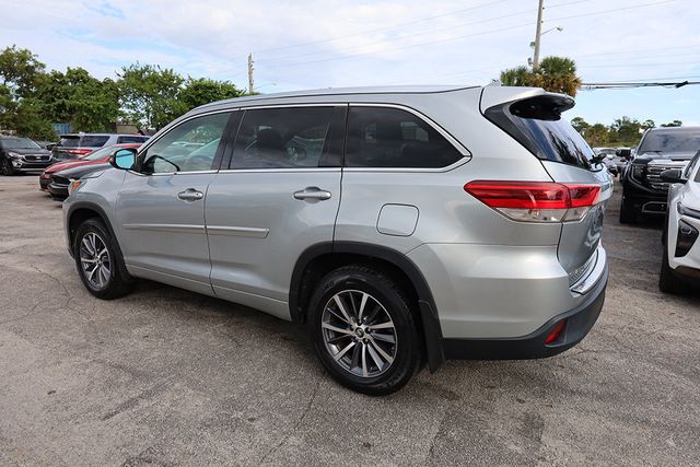 2017 TOYOTA HIGHLANDER XLE V6 AWD - 22938358 - 5
