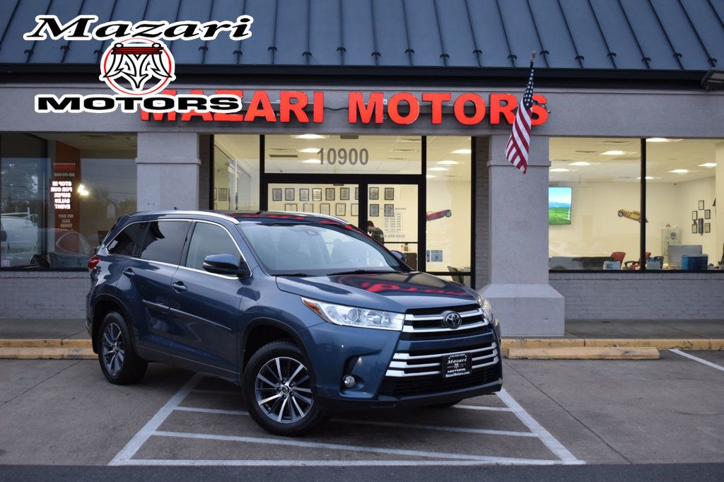 2017 Toyota Highlander XLE V6 AWD - 22937665 - 0
