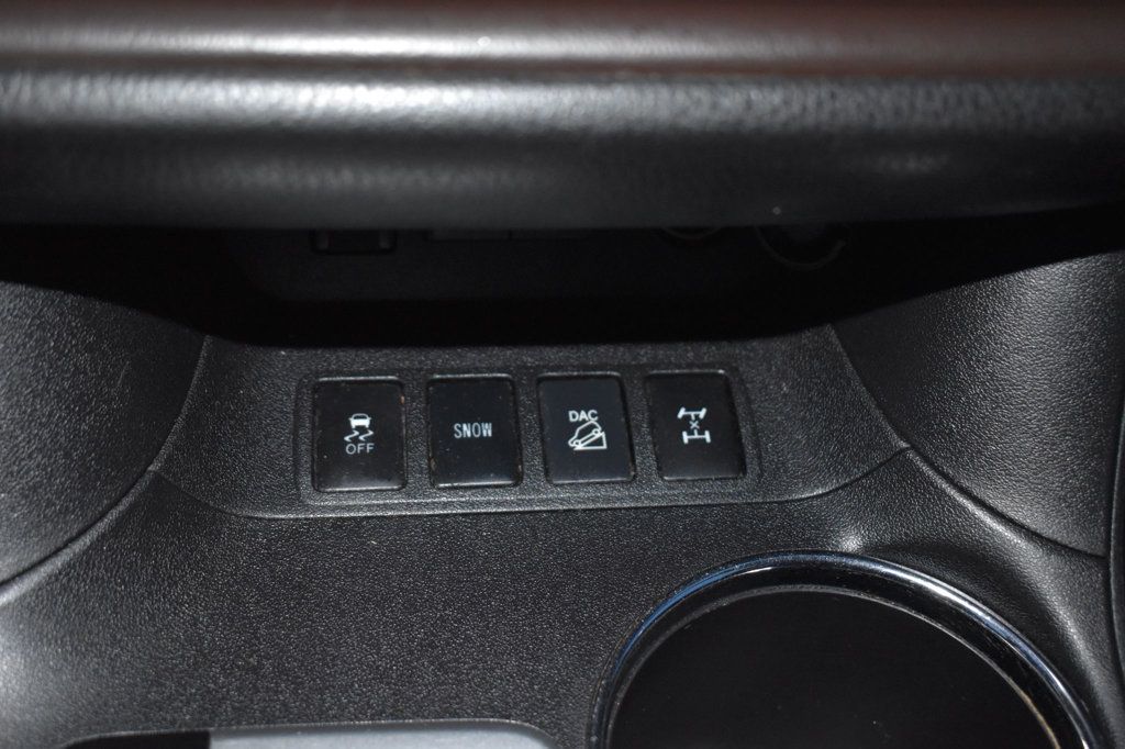 2017 Toyota Highlander XLE V6 AWD - 22937665 - 45