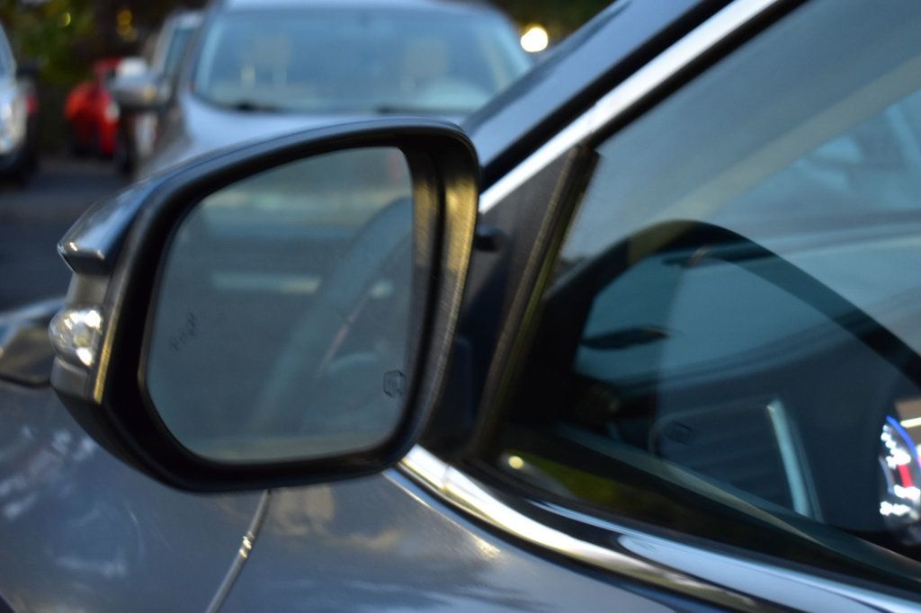 2017 Toyota Highlander XLE V6 AWD - 22937665 - 50