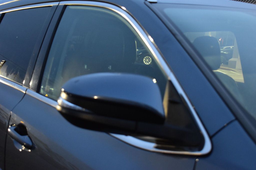 2017 Toyota Highlander XLE V6 AWD - 22937665 - 52