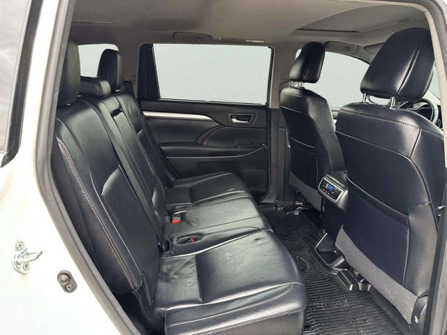 2017 Toyota Highlander XLE V6 AWD - 22963914 - 13