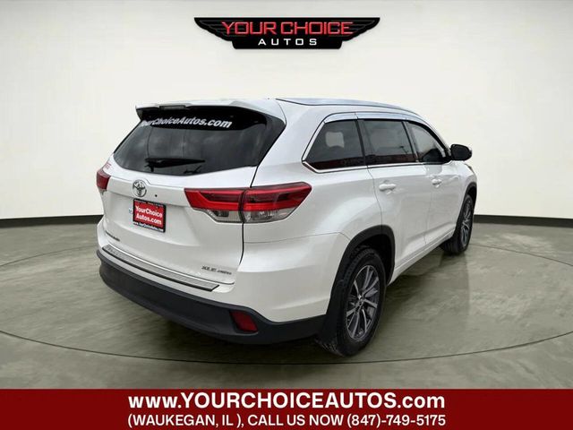 2017 Toyota Highlander XLE V6 AWD - 22963914 - 4