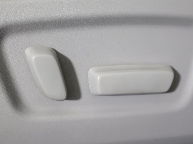 2017 Toyota Highlander XLE V6 AWD - 22944829 - 35