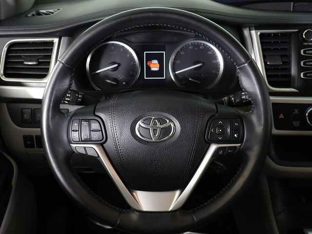 2017 Toyota Highlander XLE V6 AWD - 22944829 - 43
