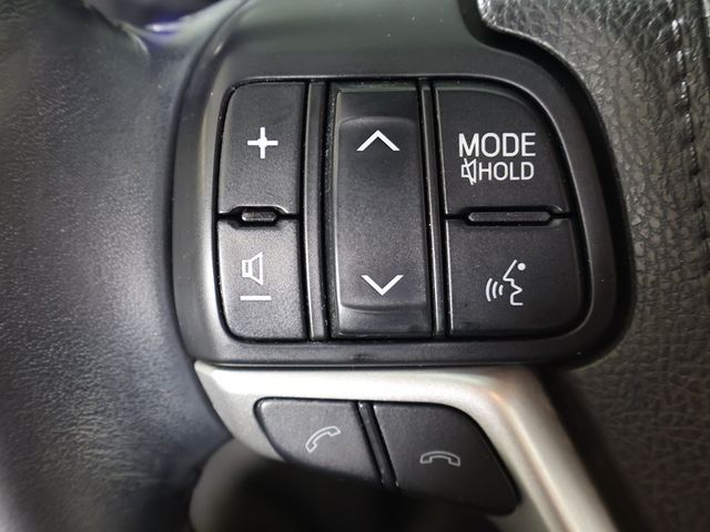 2017 Toyota Highlander XLE V6 AWD - 22944829 - 46