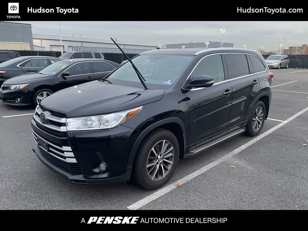 2017 Toyota Highlander XLE V6 AWD - 22953505 | Video 1
