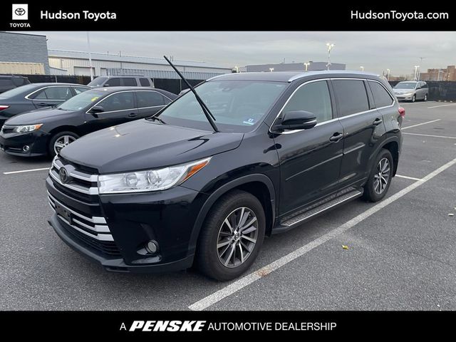 2017 Toyota Highlander XLE V6 AWD - 22953505 - 0