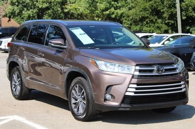 2017 Toyota Highlander - 5TDKZRFH4HS196498