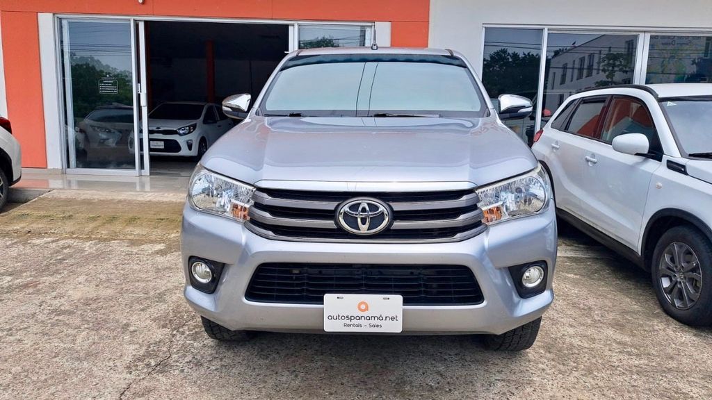 2017 Toyota Hilux Disponible para alquiler Turbo Diesel 4x4  - 22073273 - 0