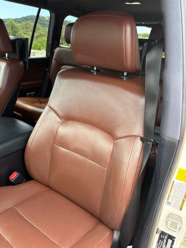 2017 Toyota Land Cruiser 4WD - 23025730 - 16