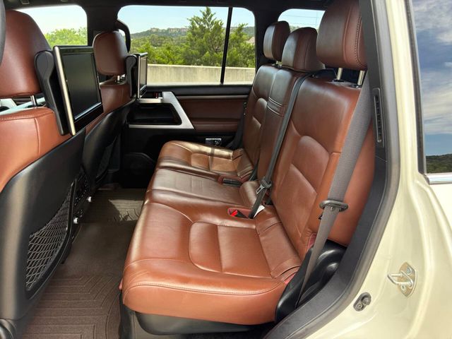 2017 Toyota Land Cruiser 4WD - 23025730 - 17