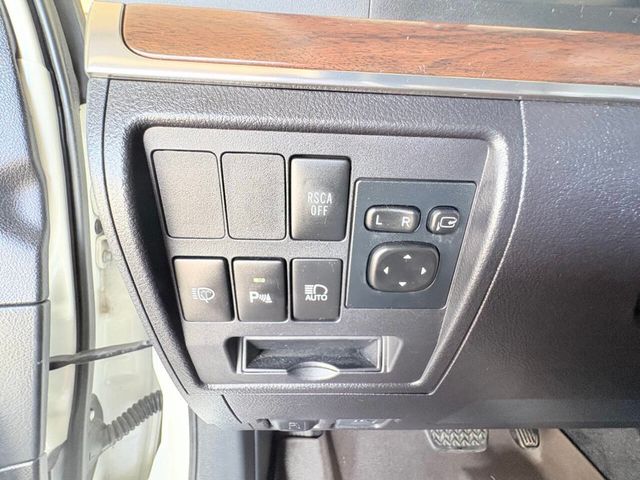 2017 Toyota Land Cruiser 4WD - 23025730 - 25