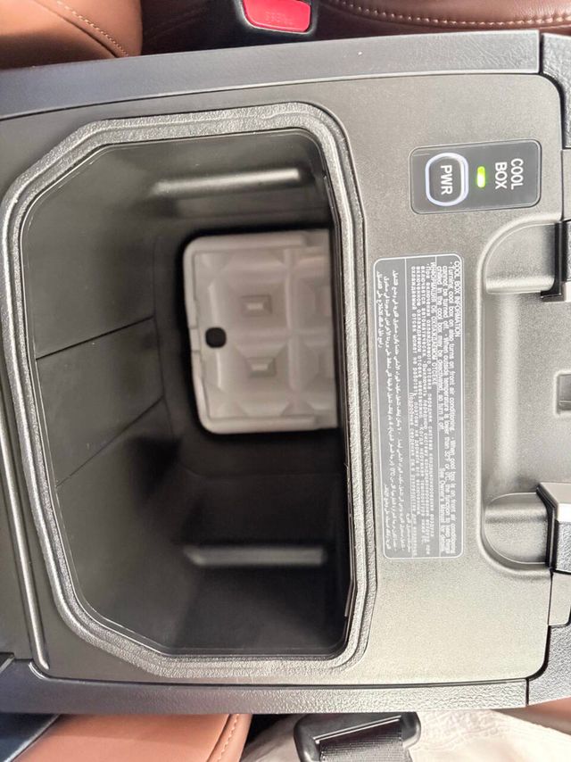 2017 Toyota Land Cruiser 4WD - 23025730 - 31
