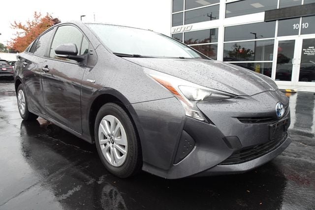 2017 Toyota Prius  - 22930220 - 1
