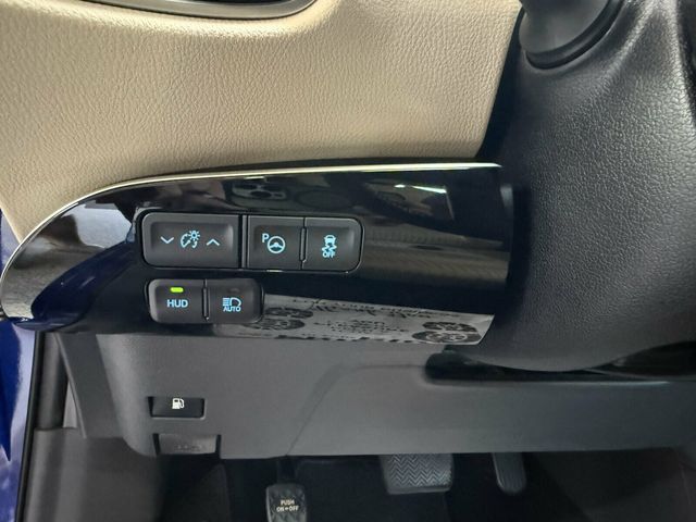 2017 Toyota Prius Advanced Technology Pkg/Heads Up Display/Safety Plus Pkg/Sunroof - 23070849 - 16