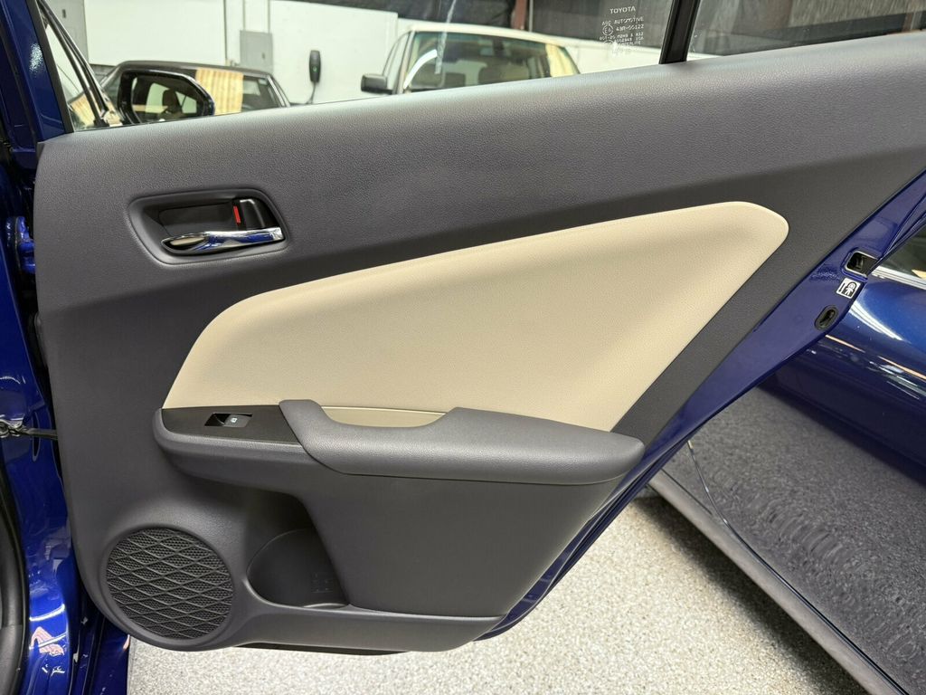 2017 Toyota Prius Advanced Technology Pkg/Heads Up Display/Safety Plus Pkg/Sunroof - 23070849 - 24