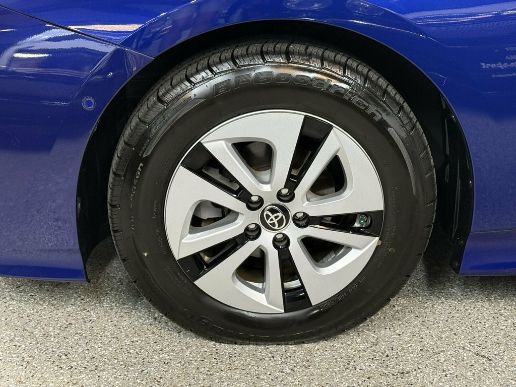 2017 Toyota Prius Advanced Technology Pkg/Heads Up Display/Safety Plus Pkg/Sunroof - 23070849 - 30