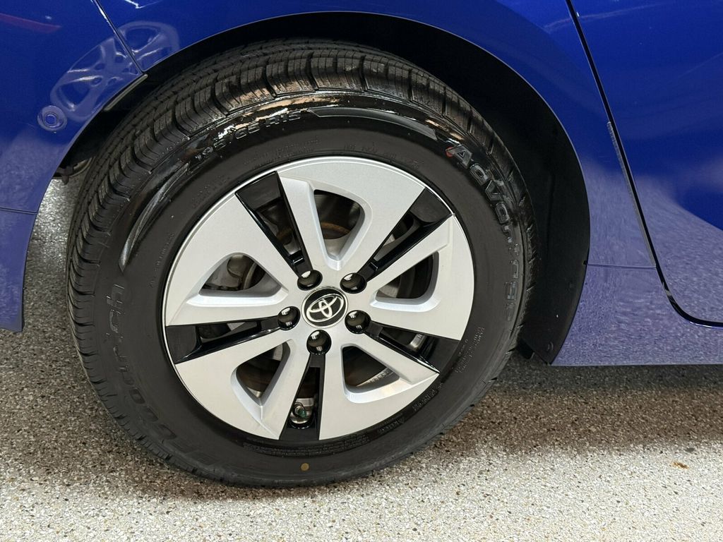 2017 Toyota Prius Advanced Technology Pkg/Heads Up Display/Safety Plus Pkg/Sunroof - 23070849 - 32