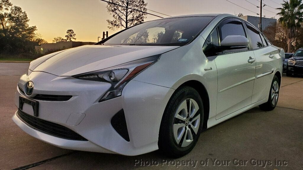 2017 Toyota Prius Four - 22716392 - 0