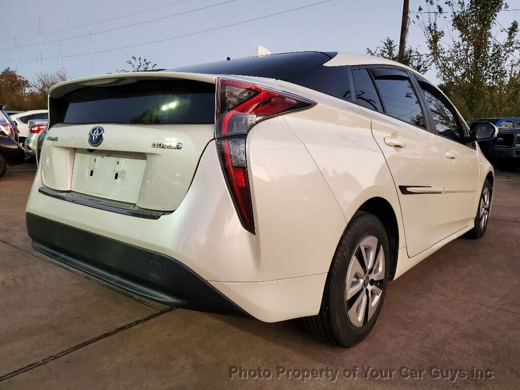 2017 Toyota Prius Four - 22716392 - 11