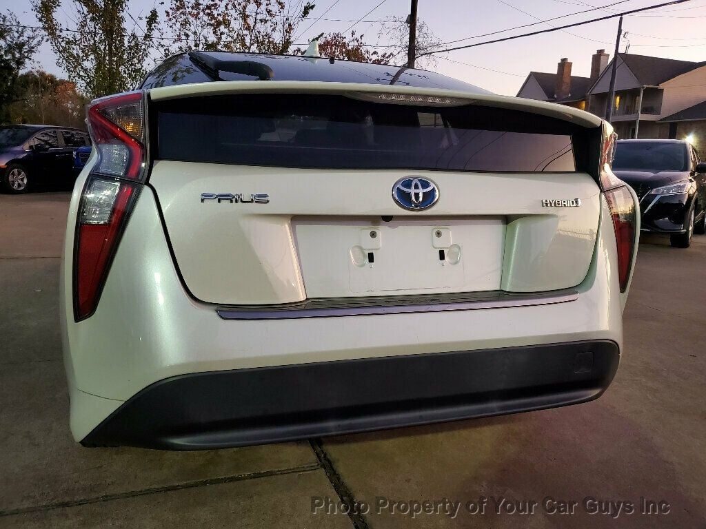 2017 Toyota Prius Four - 22716392 - 14