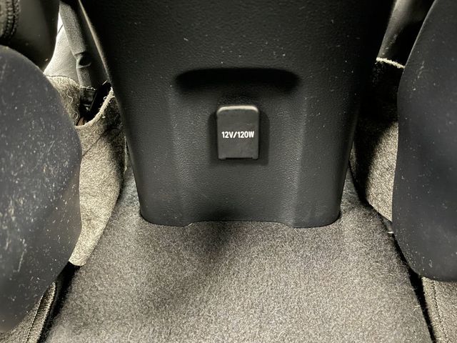 2017 Toyota Prius Four - 22989735 - 37