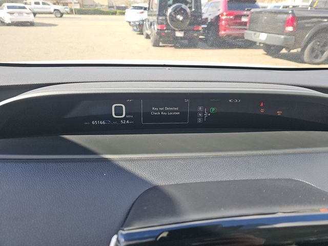 2017 Toyota Prius Three - 22987252 - 15