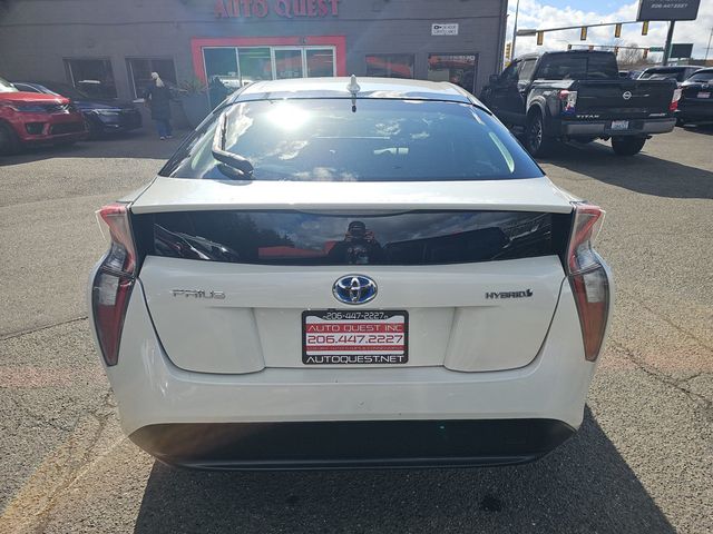 2017 Toyota Prius Three - 22987252 - 23