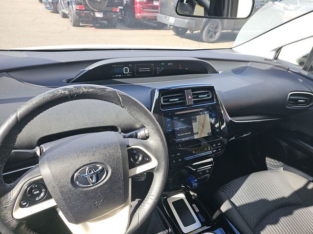 2017 Toyota Prius Three - 22987252 - 26