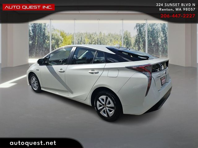 2017 Toyota Prius Three - 22987252 - 6