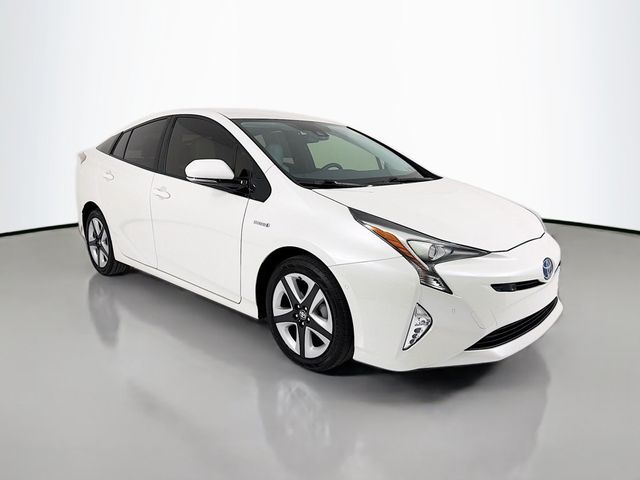 2017 Toyota Prius Three Touring - 22957656 - 0