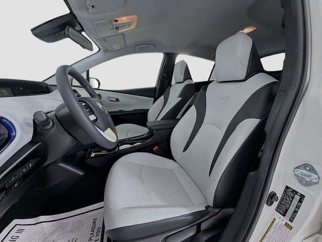 2017 Toyota Prius Three Touring - 22957656 - 21