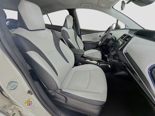 2017 Toyota Prius Three Touring - 22957656 - 27