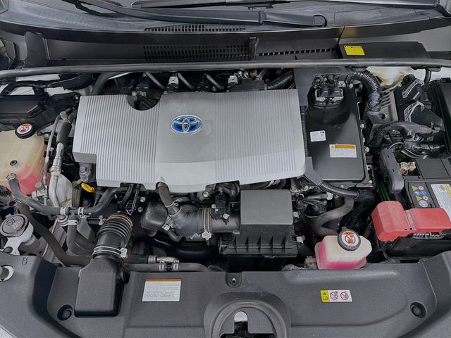 2017 Toyota Prius Three Touring - 22957656 - 29