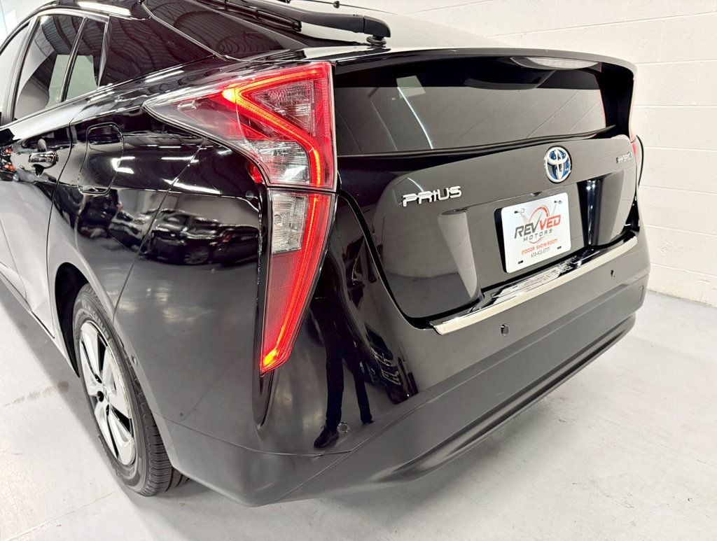 2017 Toyota Prius Two - 22668964 - 10