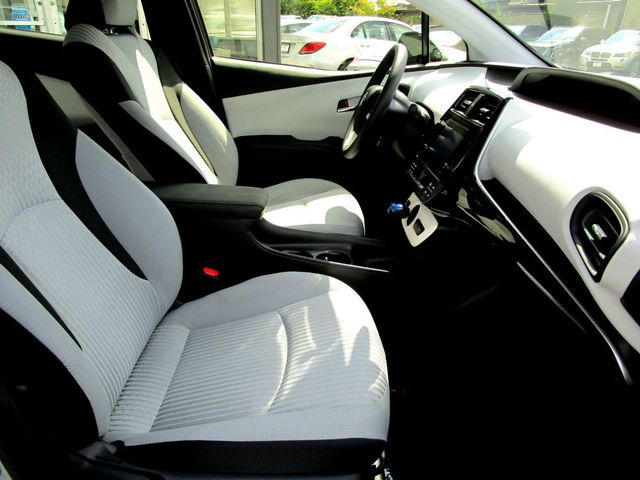 2017 Toyota Prius Two - 23062322 - 12