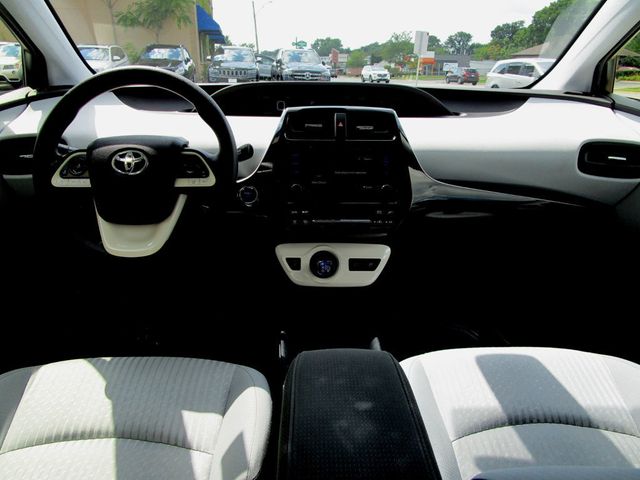 2017 Toyota Prius Two - 23062322 - 1