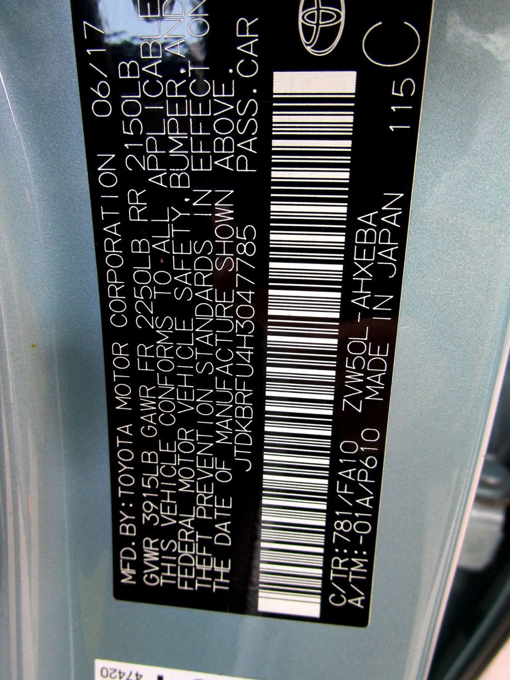 2017 Toyota Prius Two - 23062322 - 31