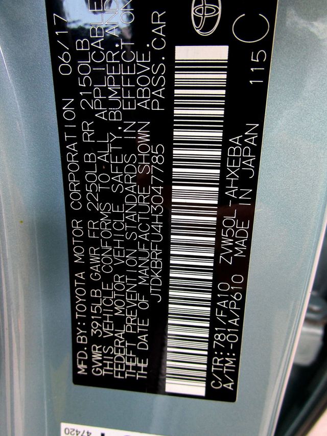 2017 Toyota Prius Two - 23062322 - 31
