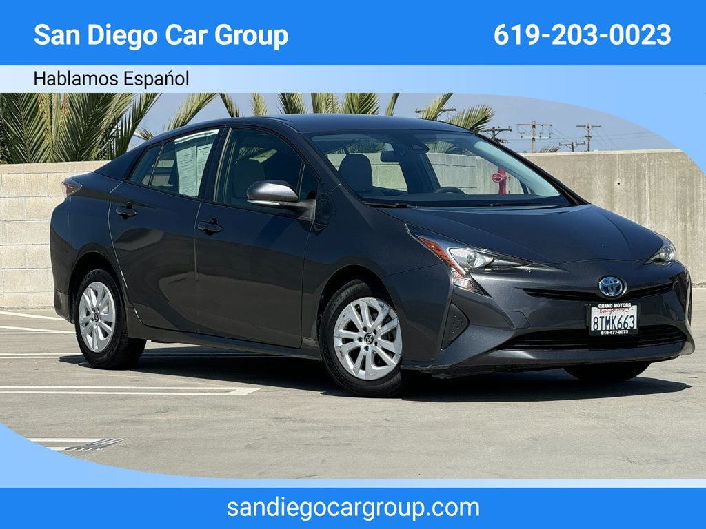 2017 Toyota Prius Two - 22595595 - 0