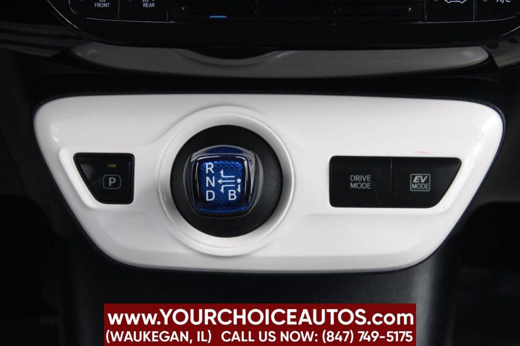 2017 Toyota Prius Two 4dr Hatchback - 22893436 - 23