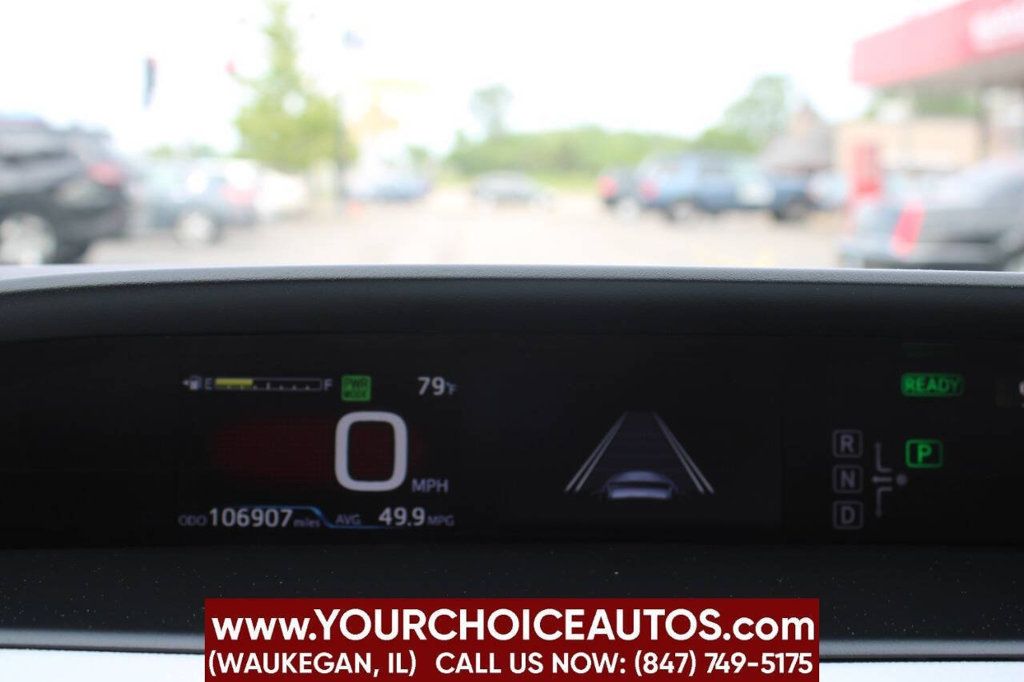 2017 Toyota Prius Two 4dr Hatchback - 22893436 - 25