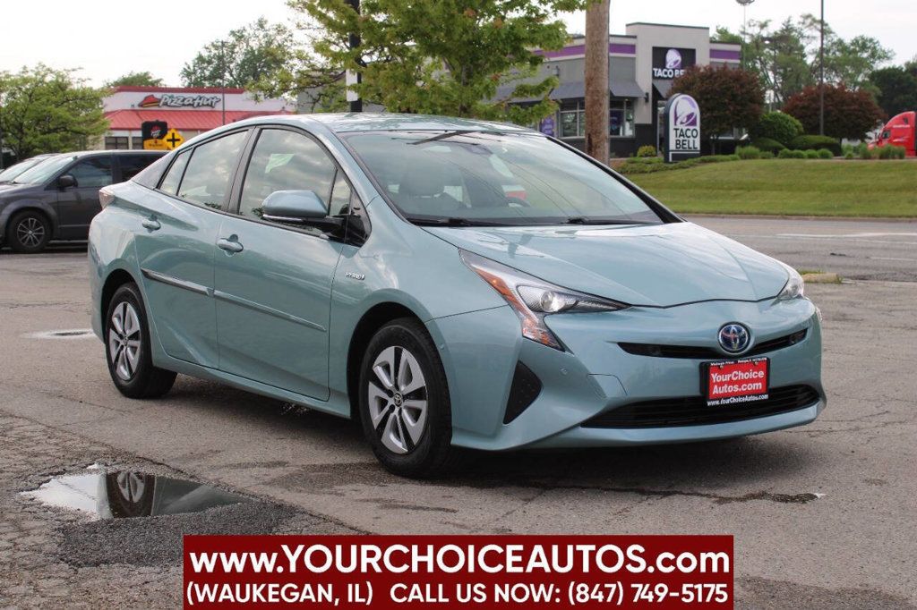 2017 Toyota Prius Two 4dr Hatchback - 22893436 - 2