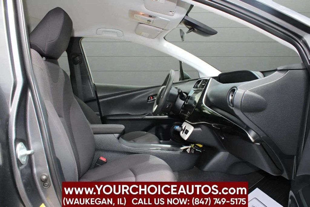 2017 Toyota Prius Two 4dr Hatchback - 22928585 - 9